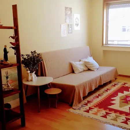 Cozy Flat Near Downtwon * Oporto