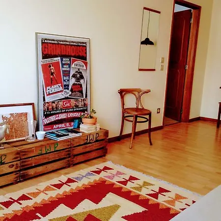 Cozy Flat Near Downtwon *